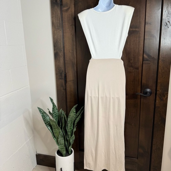 NWT FORE Elegant Sexy color-block Cream & White Maxi Dress Size L - Picture 4 of 6